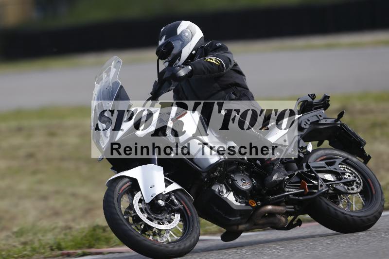 /Archiv-2024/17 01.05.2024 Speer Racing ADR/Schnuppertraining